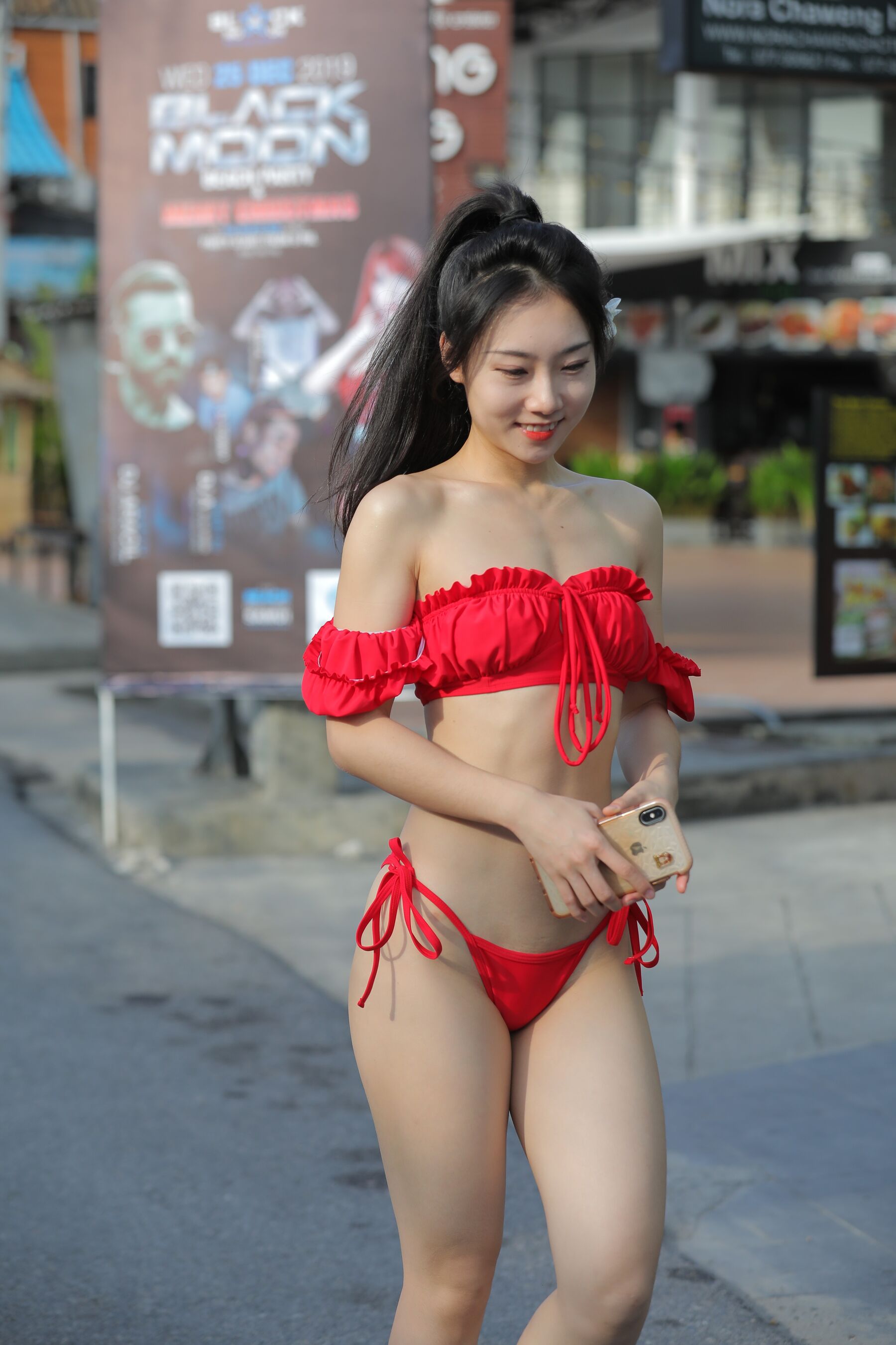 苏梅岛旅拍系列 盛夏 红色比基尼魔镜街拍