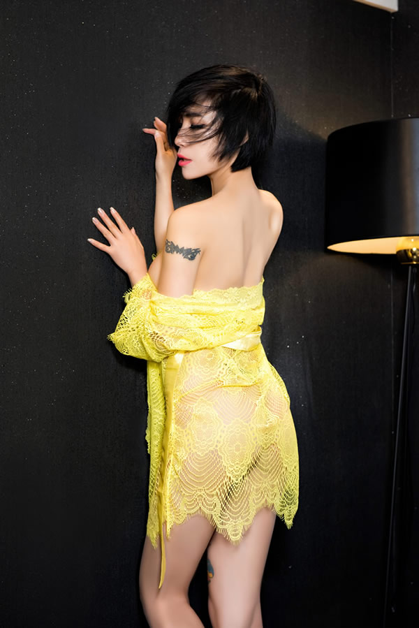 SLADY猎女神NO.004丰韵佳人田依依午夜迷情诱惑写真