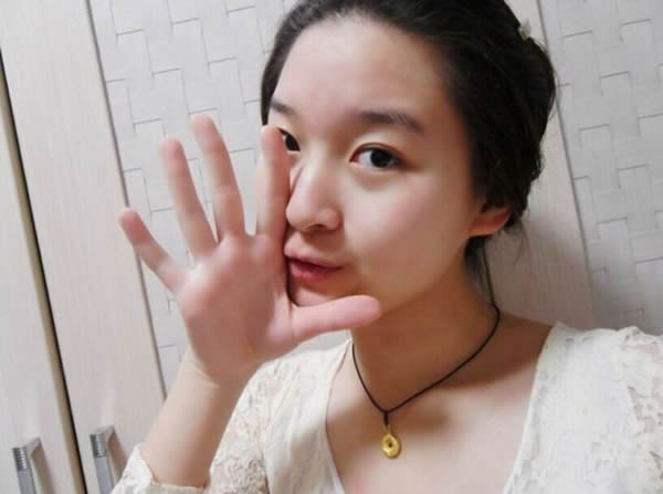 极品身材在校研究生淋浴自拍无圣光套图