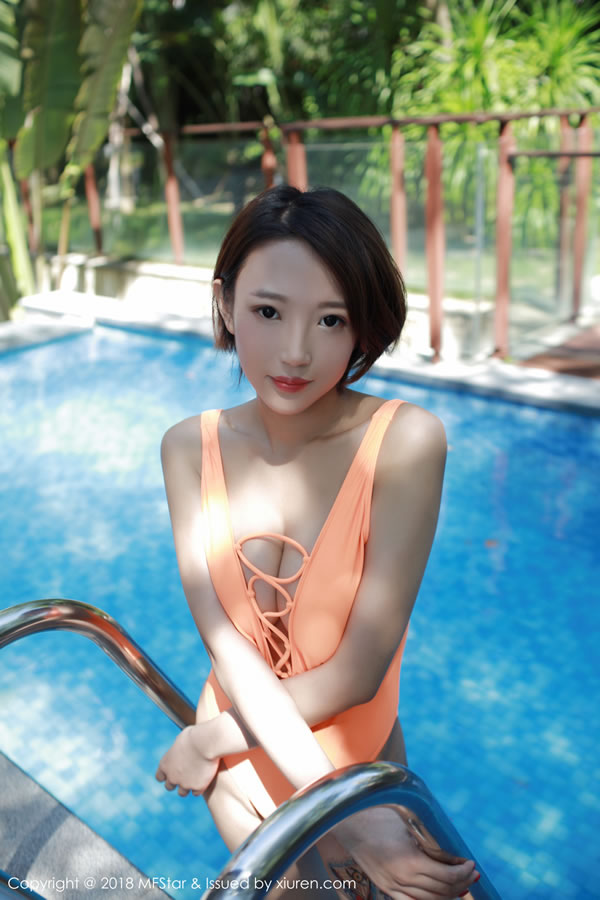 模范学院VOL.142栗子三亚旅拍写真