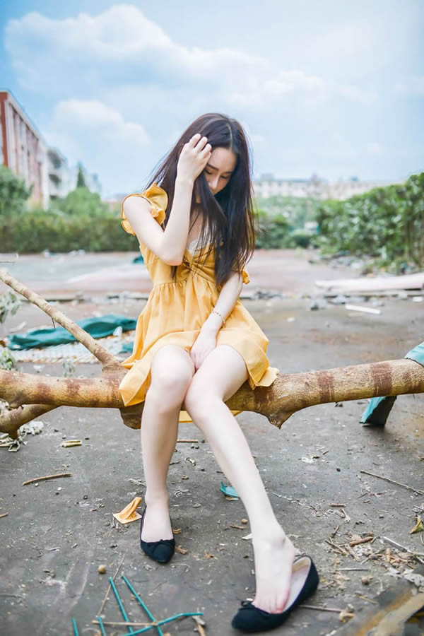 极品萝莉网红萌兰酱上海大学露出无圣光套图