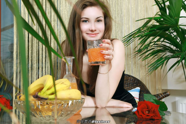 乌克兰美女模特Marta无圣光人体艺术图集2