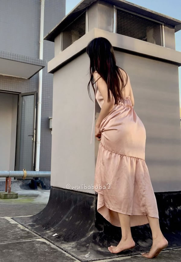 露出系福利姬@wulibababa尺度私拍合集