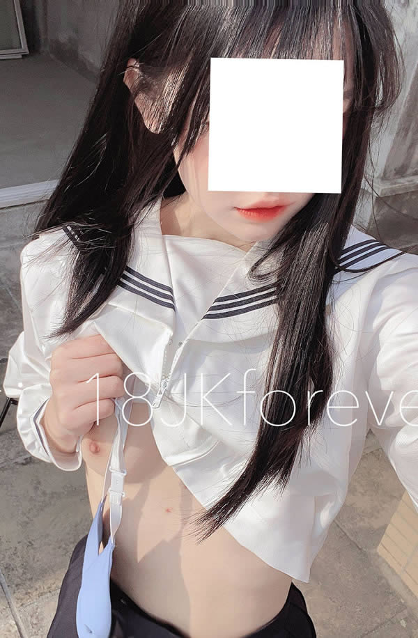 福利姬桃乃木圆momo酱天台JK尺度视图