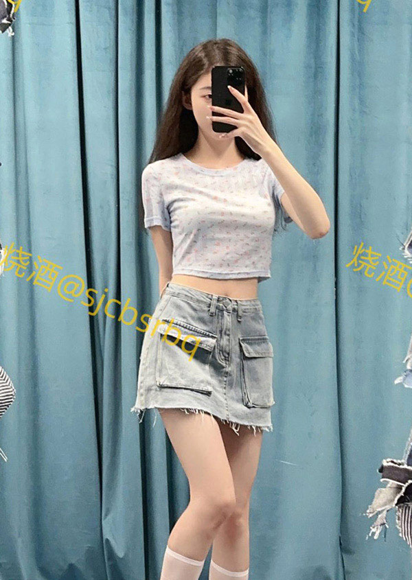 粉嫩福利姬@全世界最好的酒尺度作品集