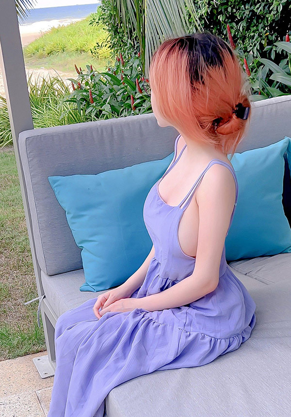 丰满美女Potato Godzilla海边吊带裙尺度写真