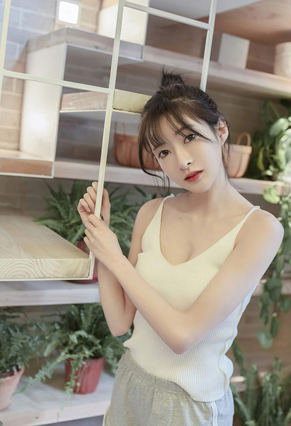 主播网红@王羽杉 吊带背心居家