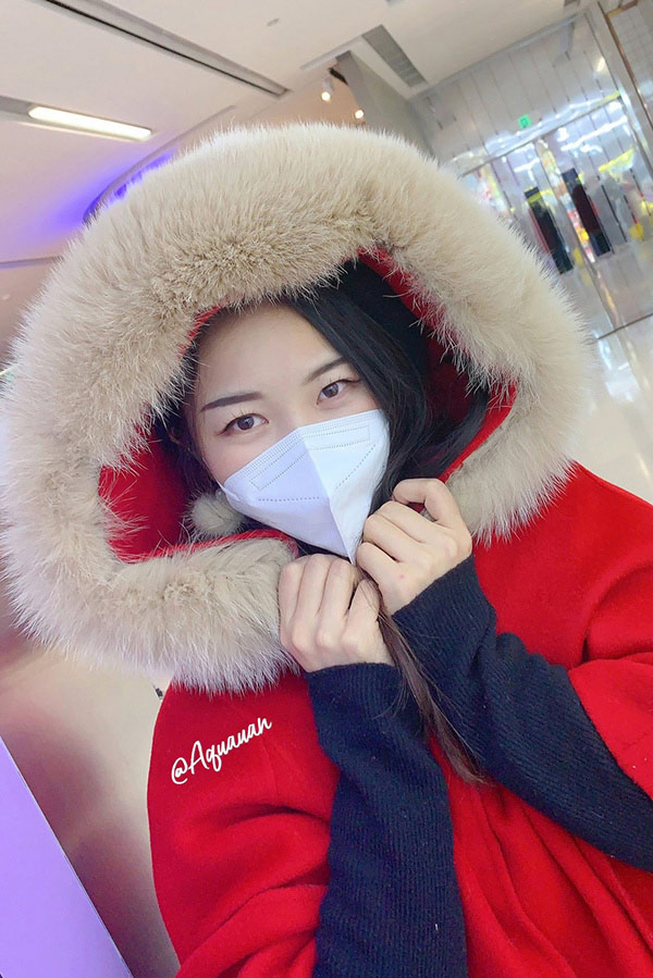 露出系网红@Aquauan 尺度私拍合集