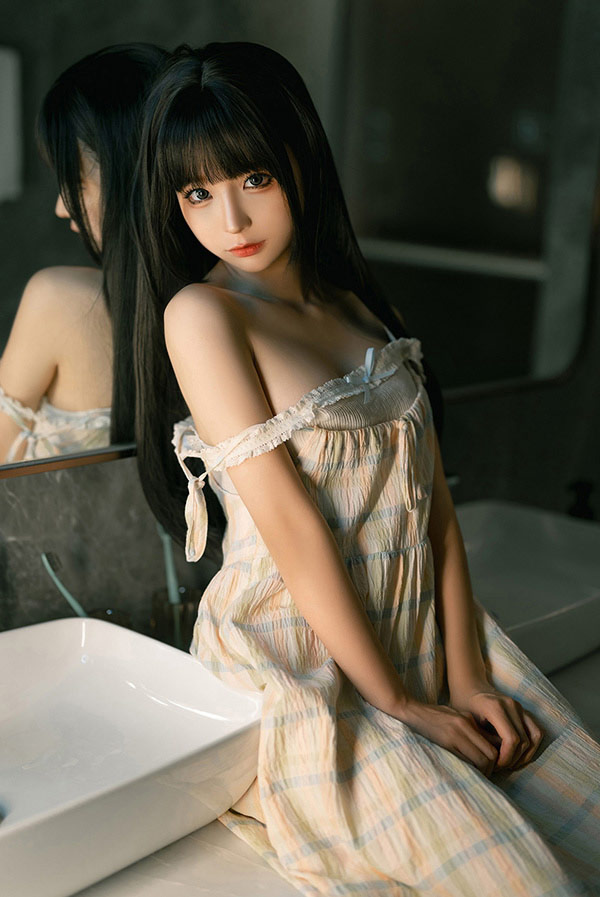 可爱小姐姐蠢沫沫 晨醒+柜中她+粉豹