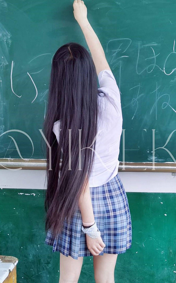 露出系反差福利姬@旖可可 尺度私拍视图12