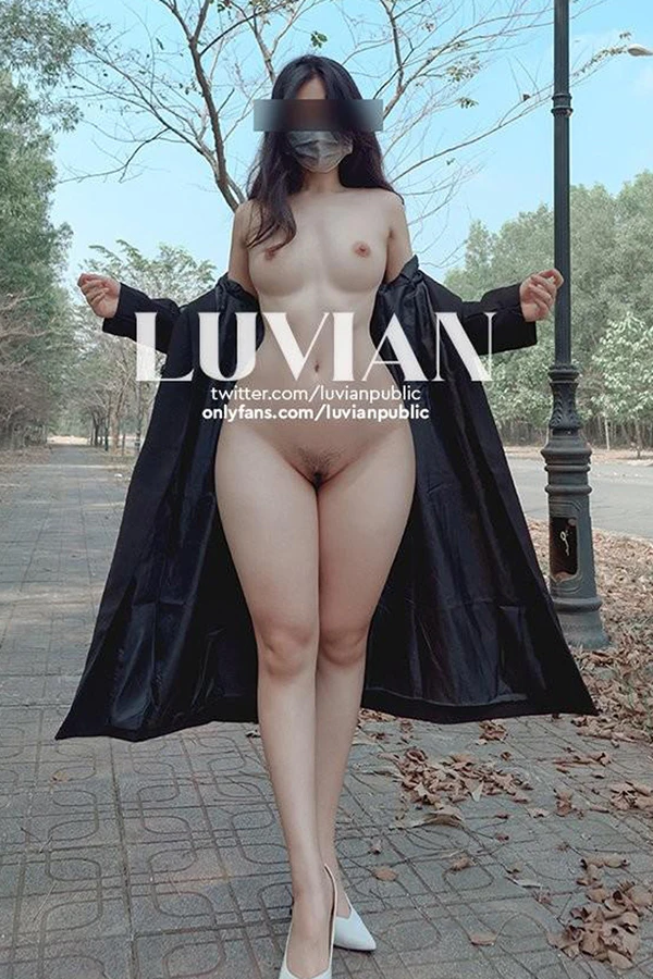 推特美女@LuvianPublic火辣辣的身材尺度私拍图
