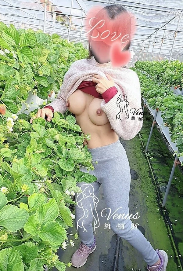 淫妻网红@venus141依贝子夫妻尺度订阅视图合集