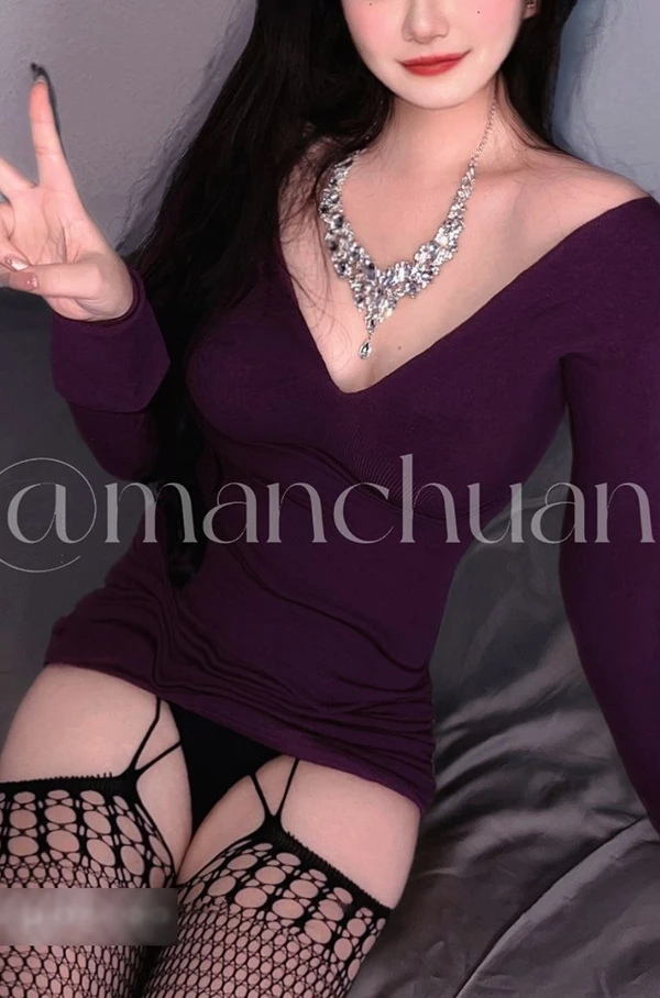 高颜值肥臀福利姬@姚漫川 VIP群视图合集